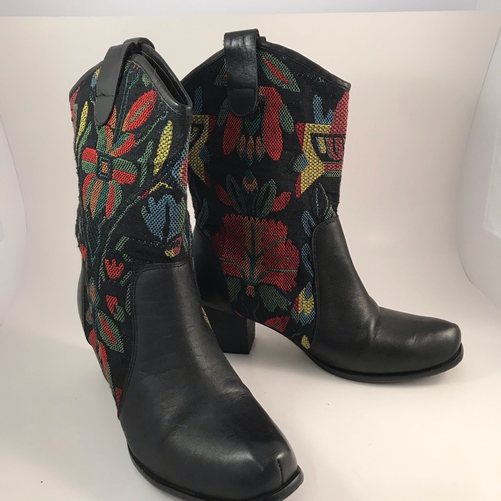 Spring Step by L’ Artiste. Floral Fabric and Leather Boots